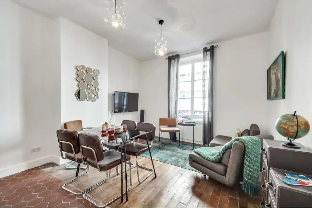 Appartamento Renovated 2Bd Next To Jardins Du Luxembourg Parigi