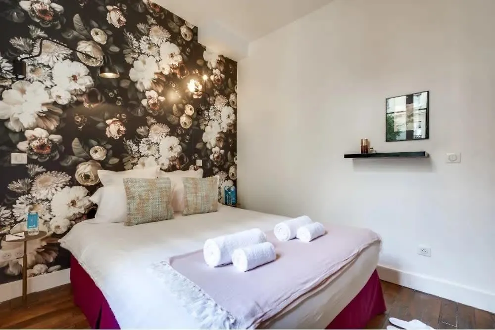 Appartamento Renovated 2Bd Next To Jardins Du Luxembourg Parigi Francia